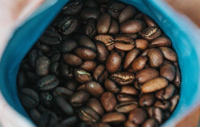 cropped-coffee-beans-2.jpg