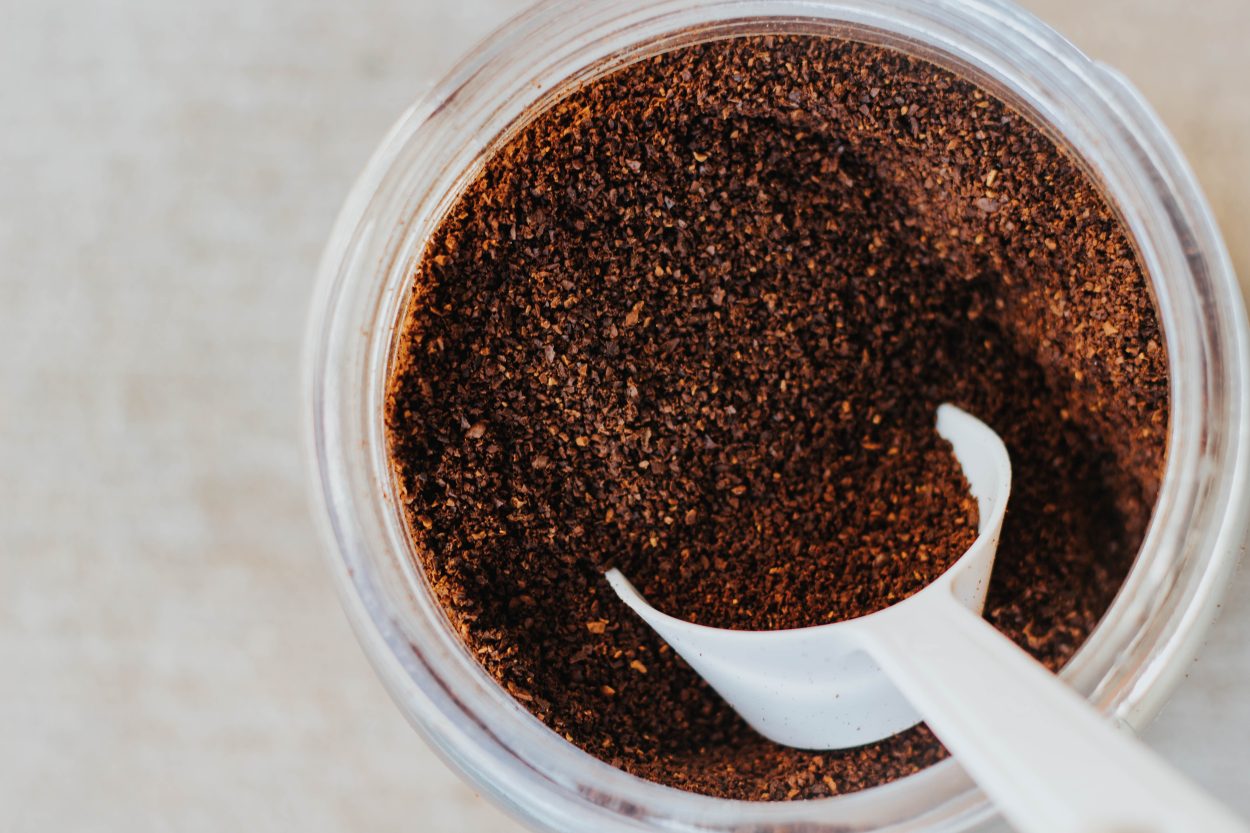 instant coffee in a jar with a plastic scoop