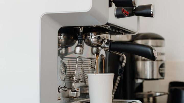 Best Coffee Machines Under $500 (Budget-friendly)