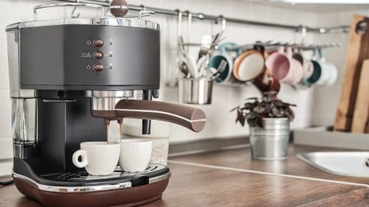 Maximizing Your Coffee Machine’s Versatility with Hot Water