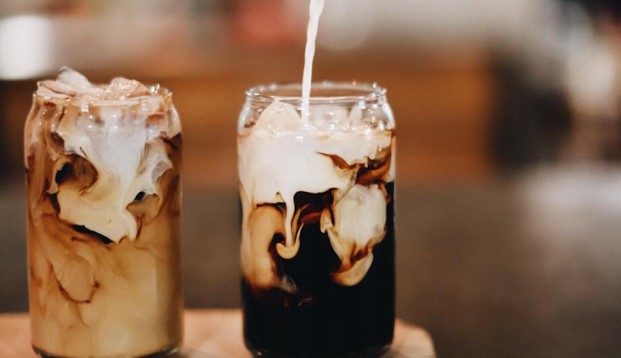 Image of two cold brew coffees.