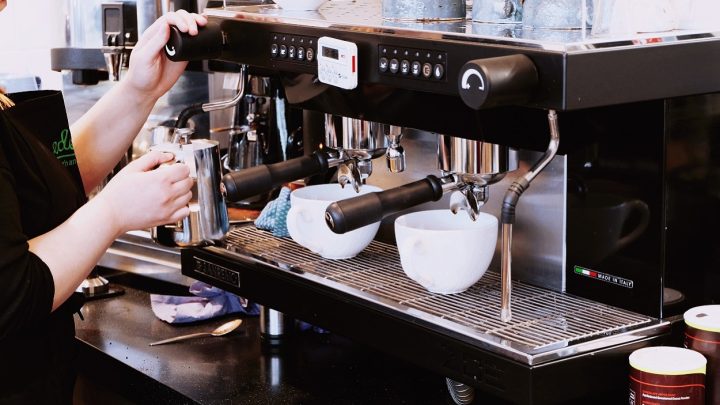 Coffee machine with espresso maker (Reviews)