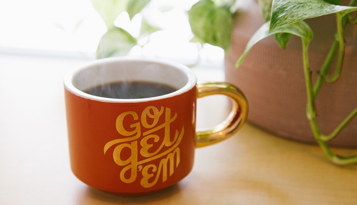 This coffee mug is of the highest quality and has the PERFECT BEAUTY GIFT.